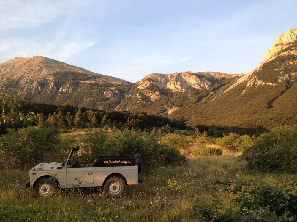 Jeep di Majella Trekking al tramonto sulle creste